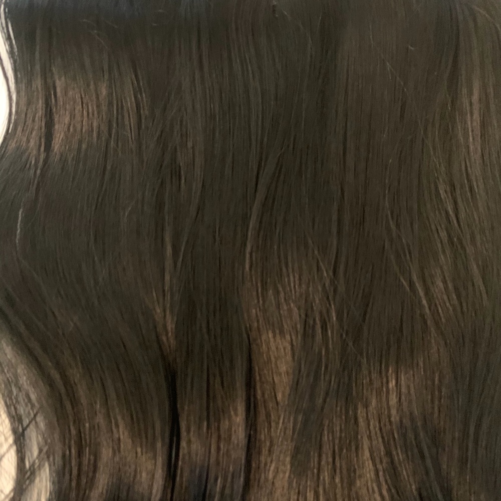 Clip In Hair Extension - Picture 2 of 5